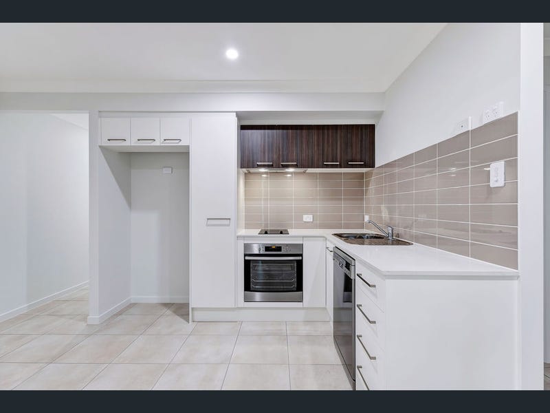 NEW BUILD 1 room available in 1:2 (looking for Female participant SIL) — Home image 3