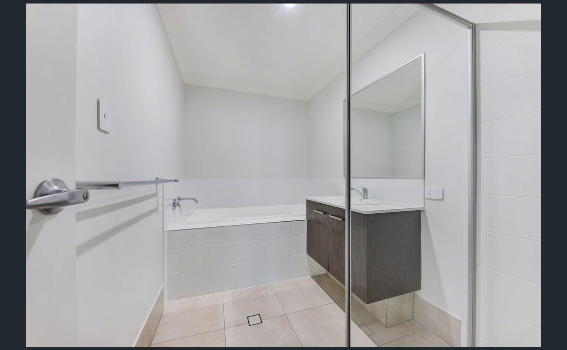 NEW BUILD 1 room available in 1:2 (looking for Female participant SIL) — Home image 9