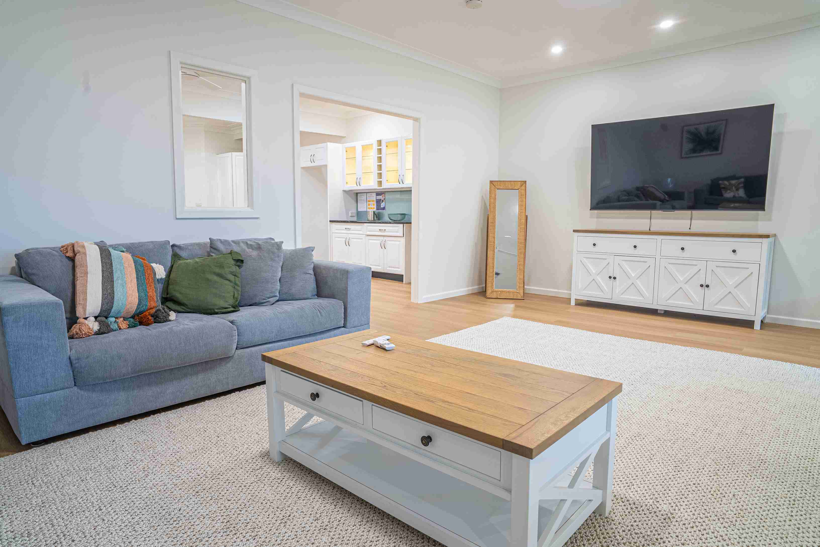 Emu Plains — Home image 15