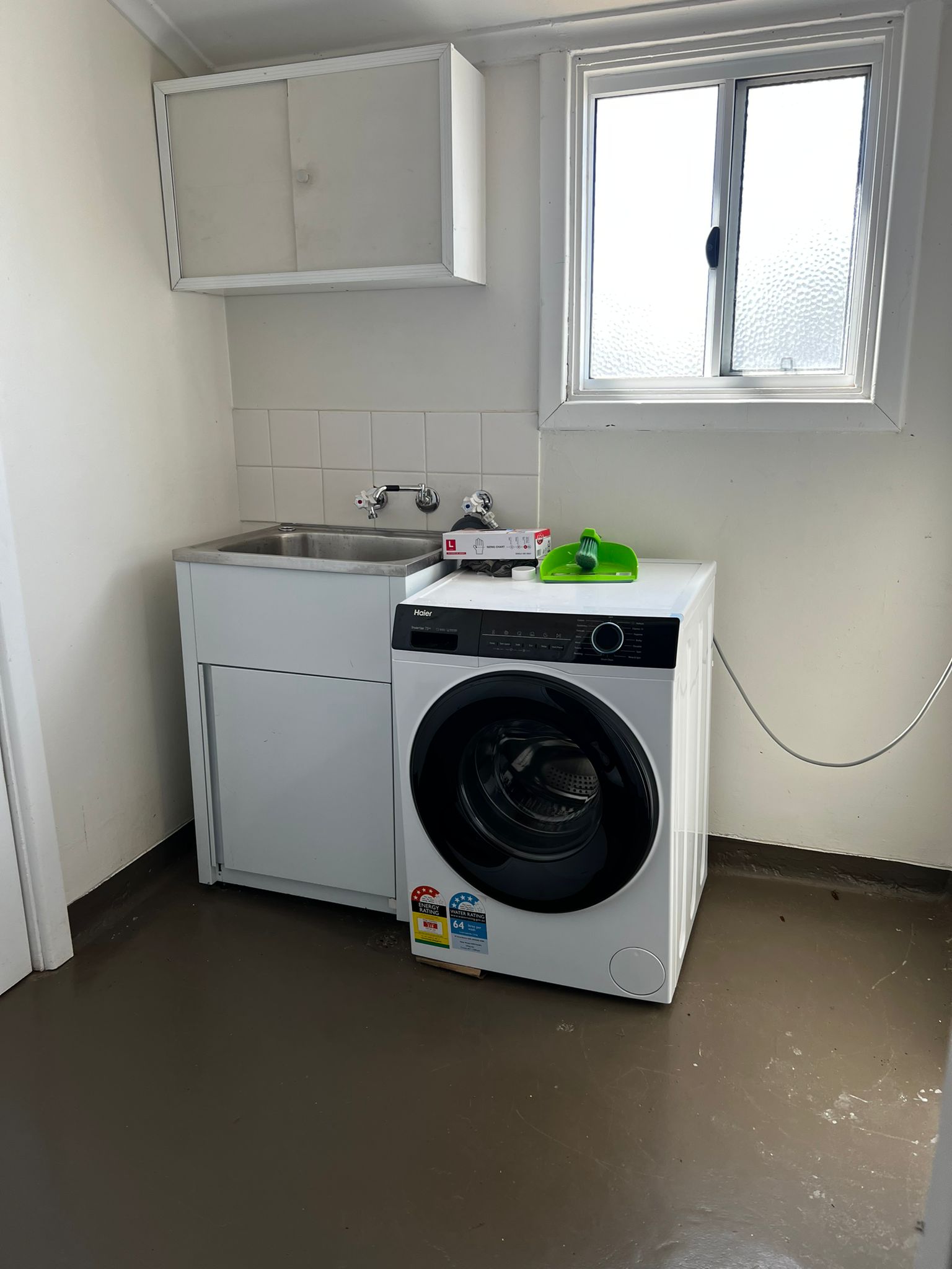 RL41115 — Home image 6