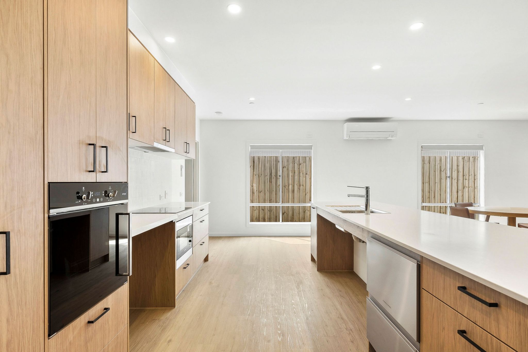 Stunning SDA close to all amenities! Ready to Occupy. — Home image 3