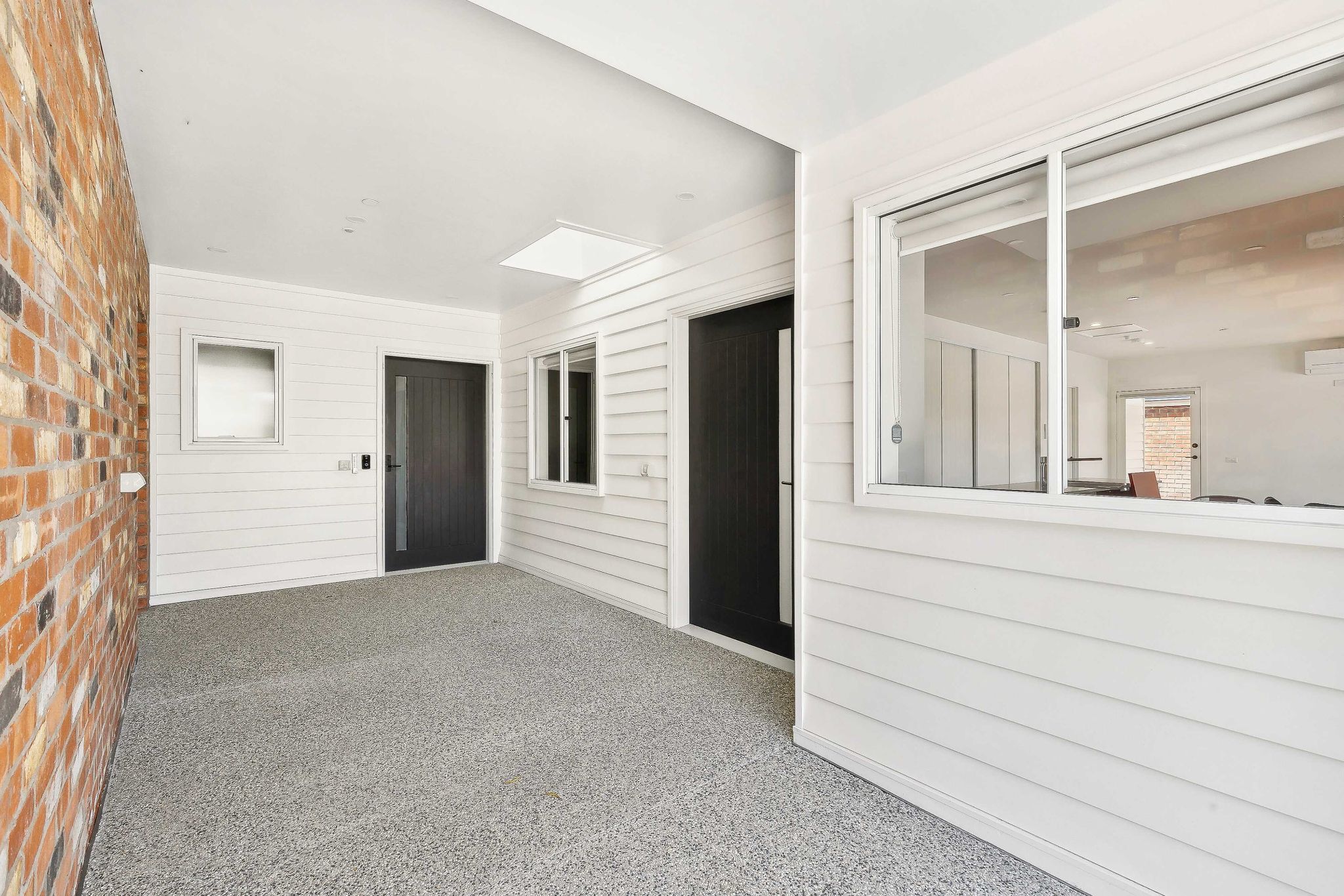 Stunning SDA close to all amenities! Ready to Occupy. — Home image 4