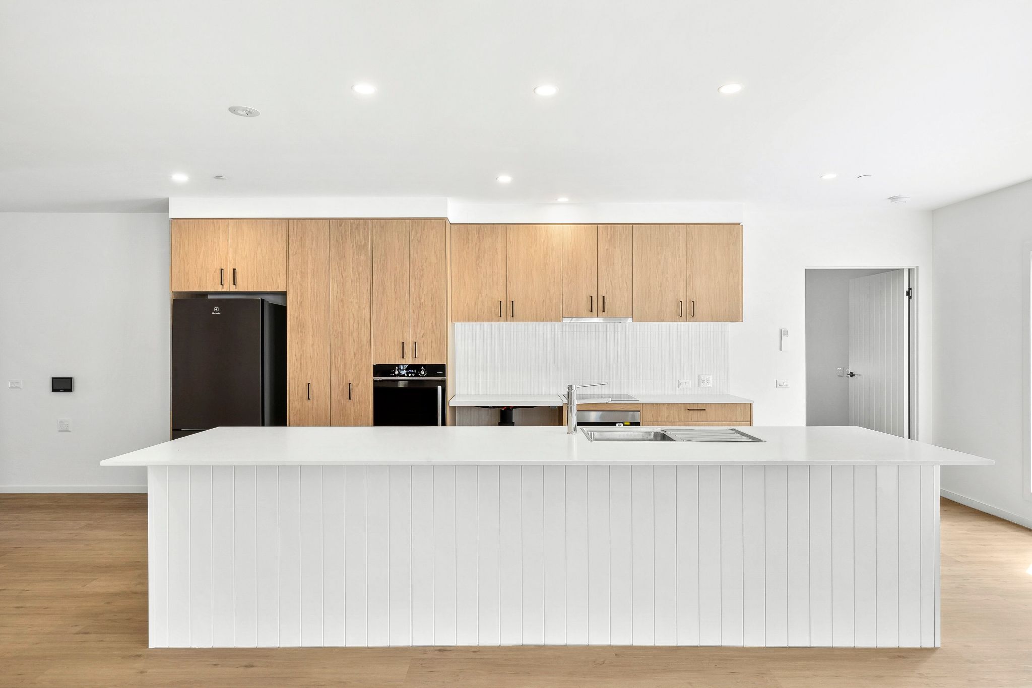 Stunning SDA close to all amenities! Ready to Occupy. — Home image 5