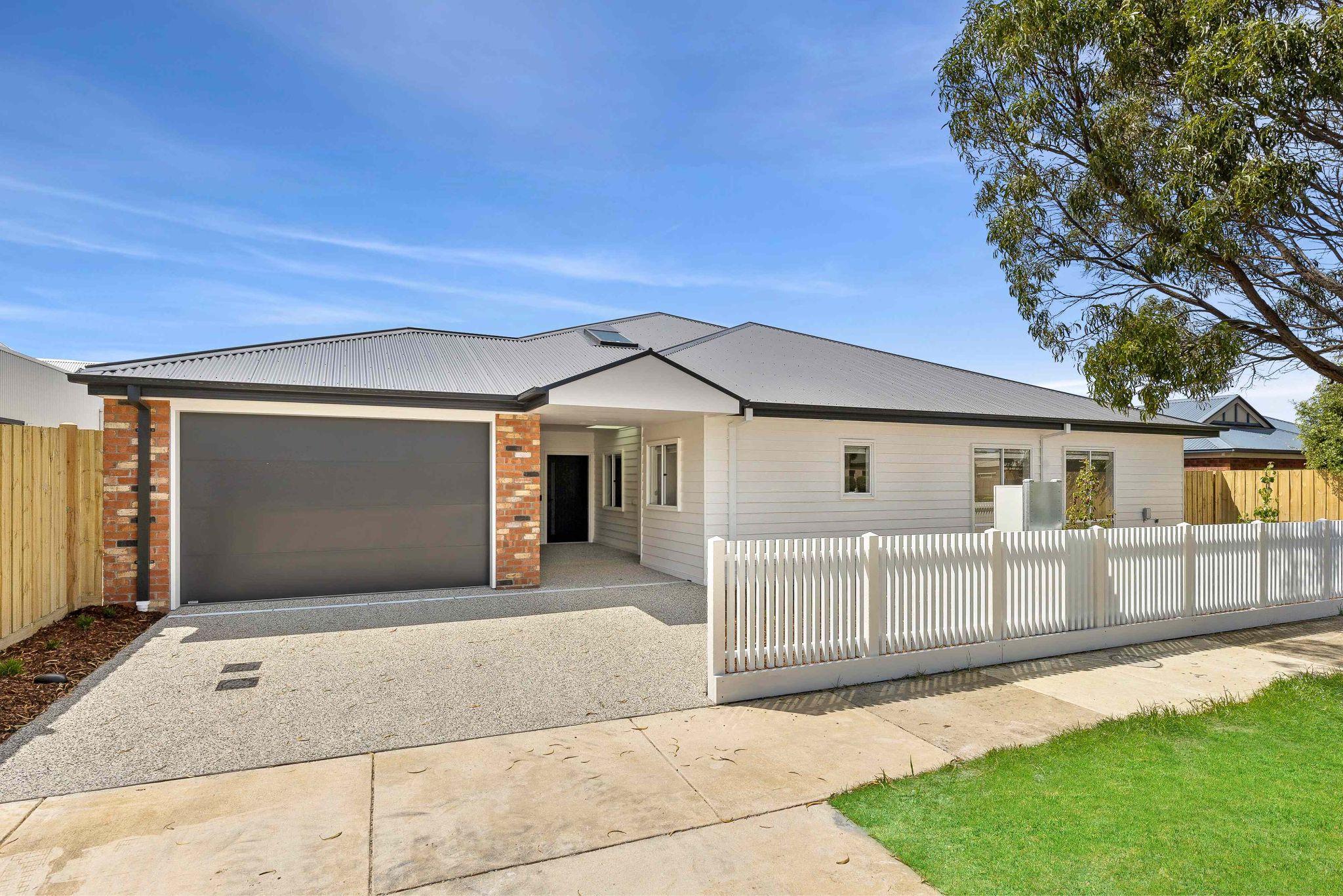 Stunning SDA close to all amenities! Ready to Occupy. — Home image 7