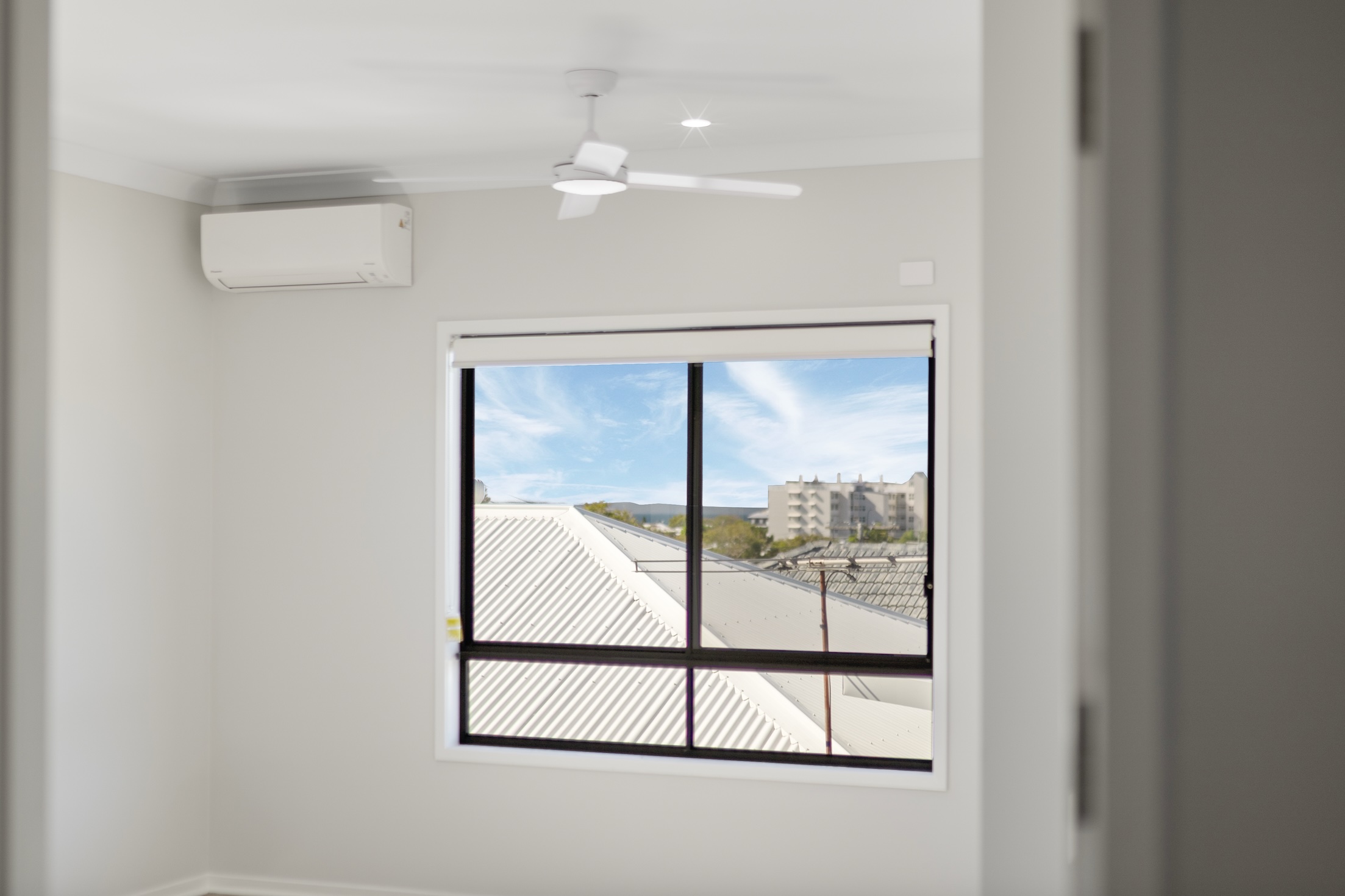 HPS Apartments Less than 1km From the Water! — Home image 6