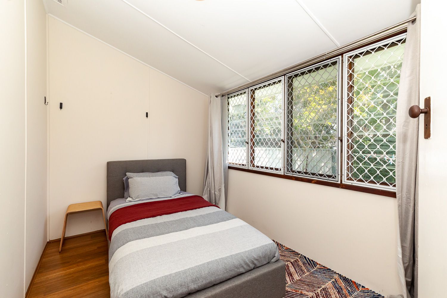 Perth House — Home image 11