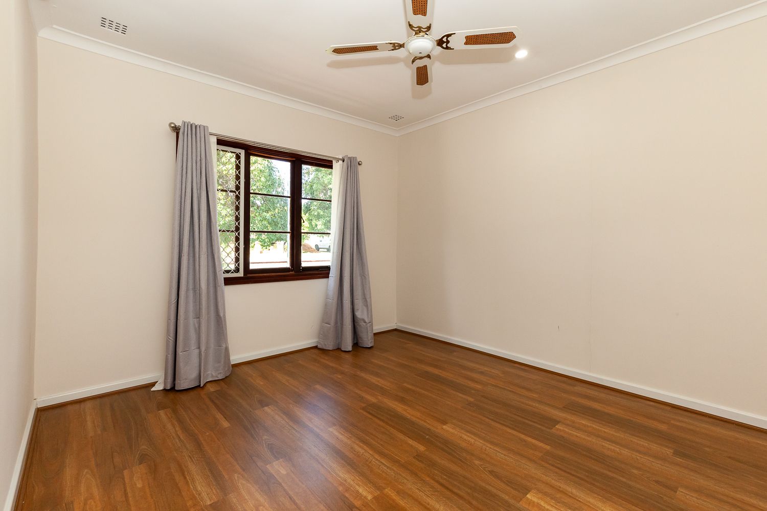 Perth House — Home image 14