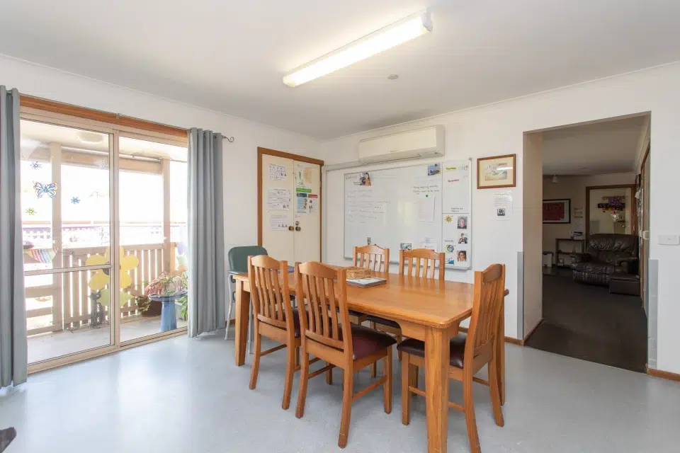 Bairnsdale: Basic house — Home image 11