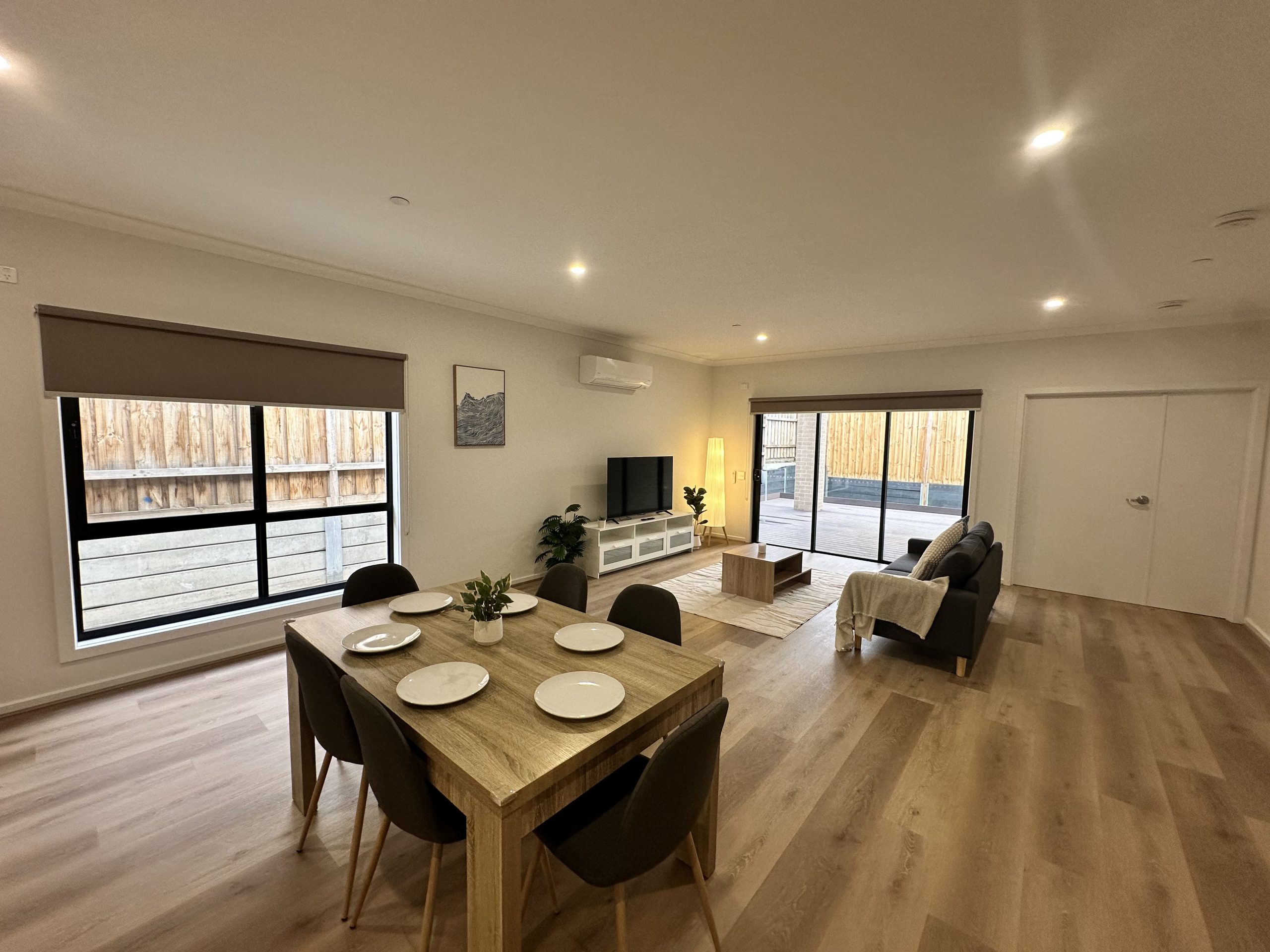 MULLINS - Sunbury — Home image 2