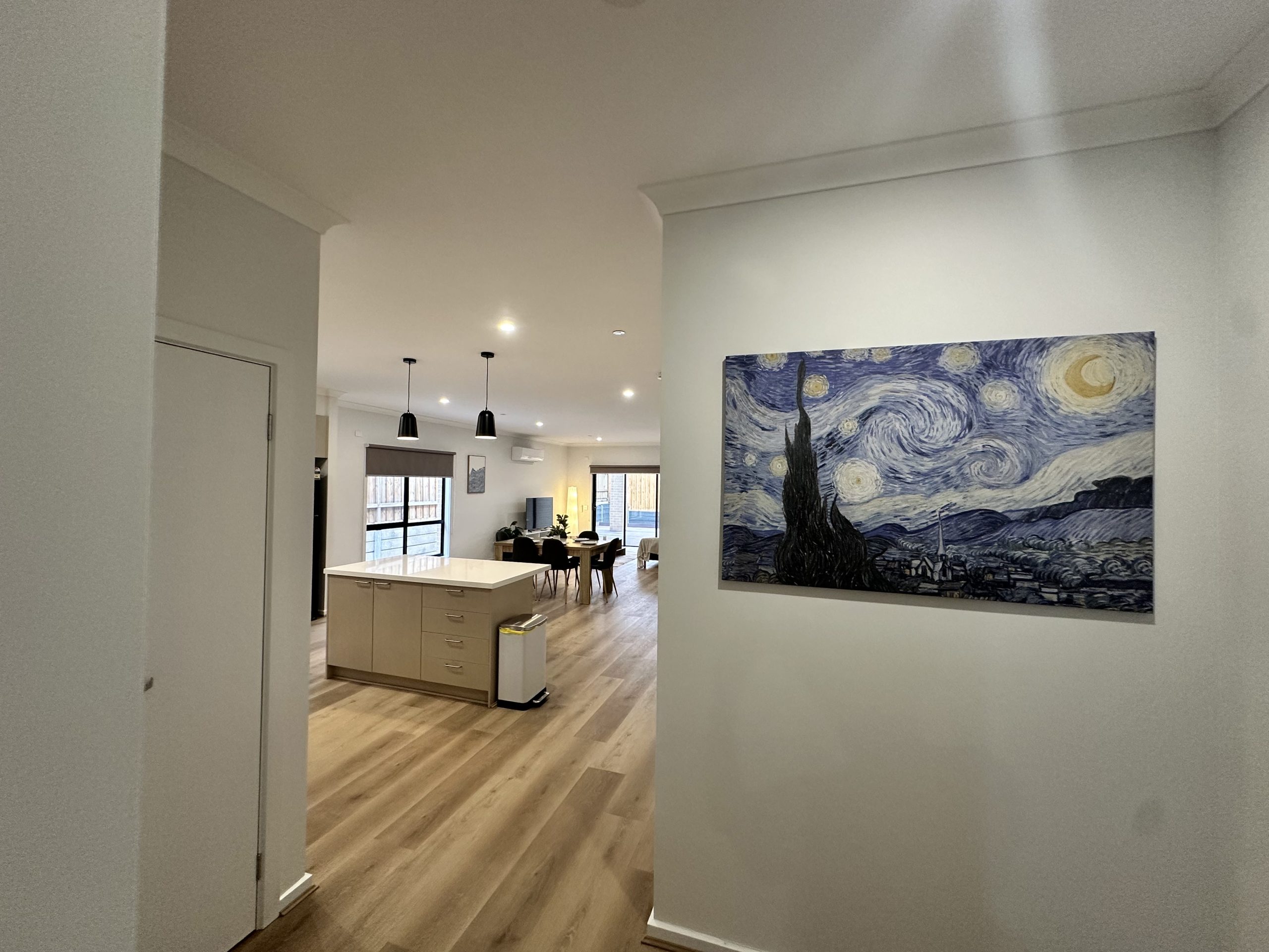 MULLINS - Sunbury — Home image 5