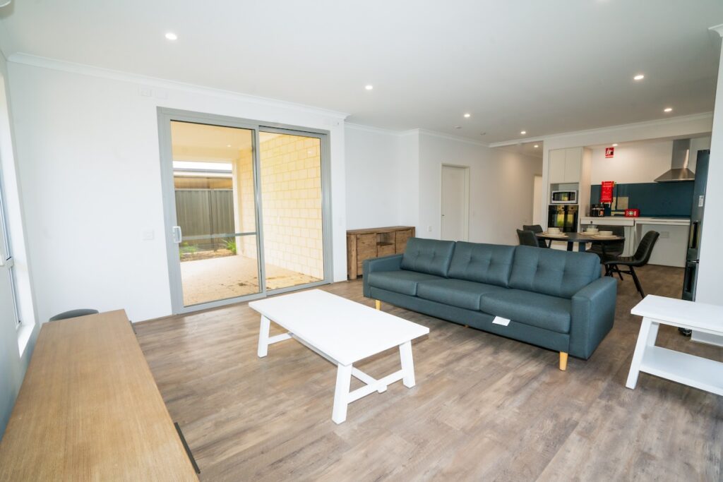 *NEW * 3 Bed HPS in Hilbert — Home image 4