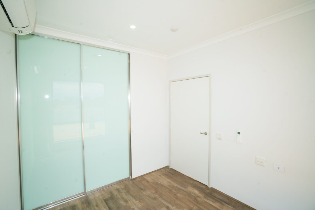 *NEW * 3 Bed HPS in Hilbert — Home image 13
