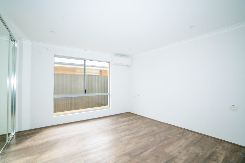 *NEW * 3 Bed HPS in Hilbert — Home image 18