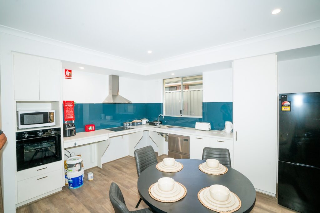 *NEW * 3 Bed HPS in Hilbert — Home image 24