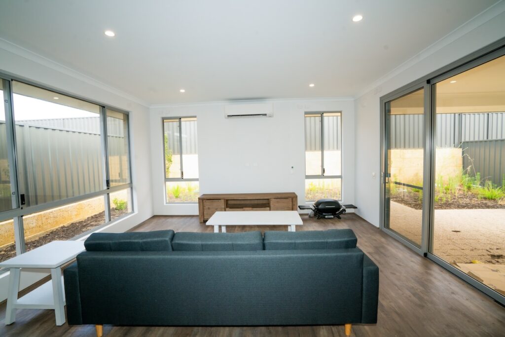 *NEW * 3 Bed HPS in Hilbert — Home image 26
