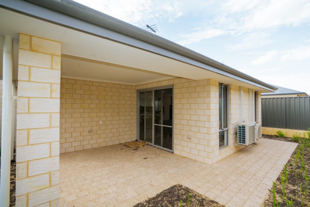 *NEW * 3 Bed HPS in Hilbert — Home image 27
