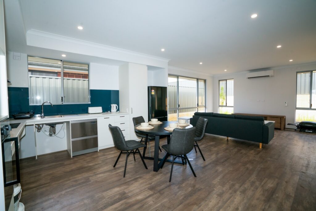 *NEW * 3 Bed HPS in Hilbert — Home image 29
