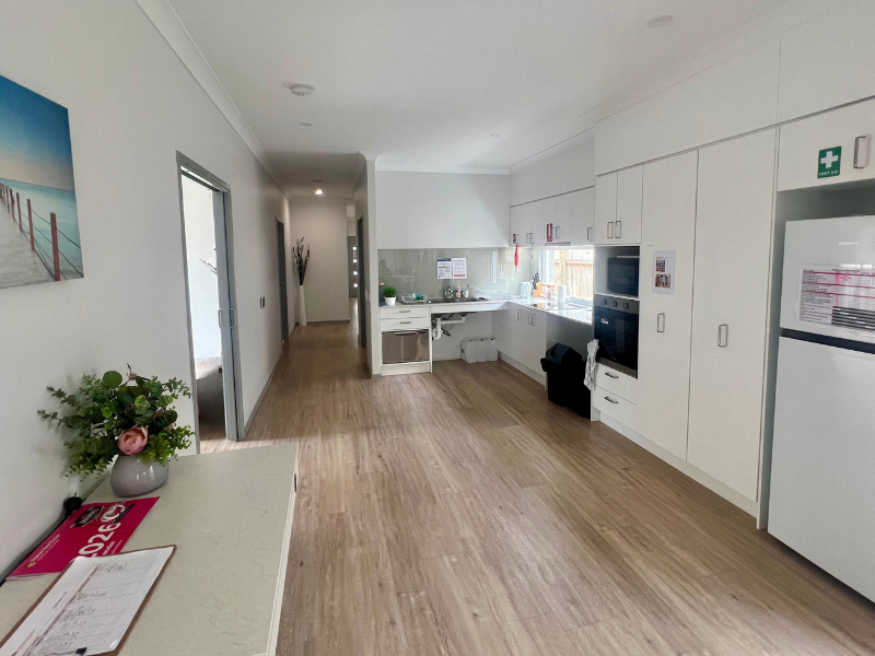 Cleveland 2 Bed, 2 Bath + OOA — Home image 2