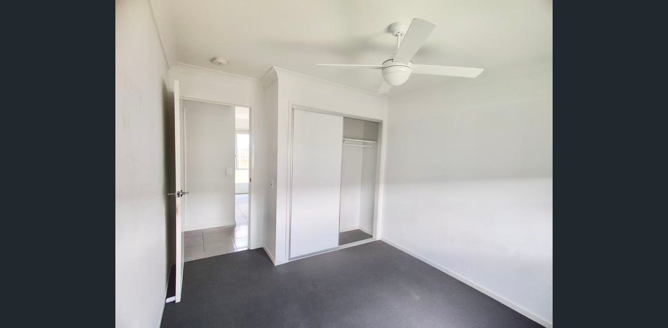 Silkstone SIL - Two Vacancies — Home image 5