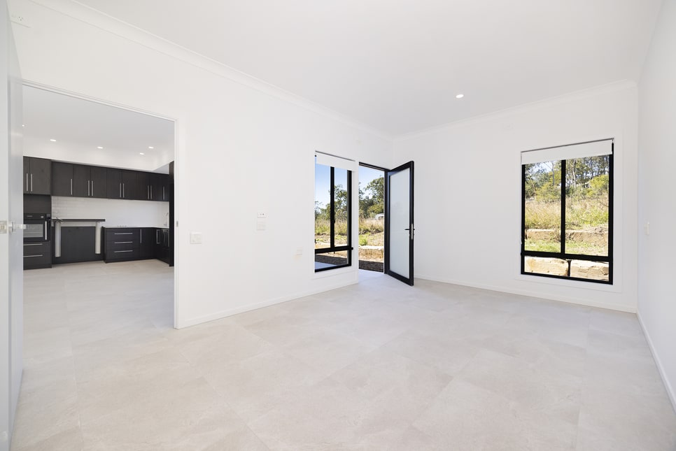 Redbank Plains, Brand-New Private HPS SDA Villa, 1:2/1:3 Shared Supports + OOA