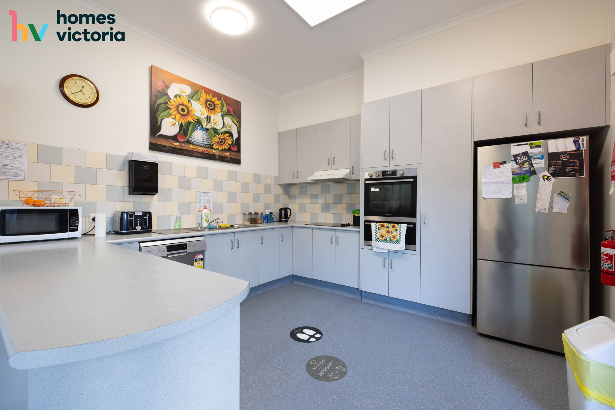 Welcoming unit in leafy Croydon — Home image 8