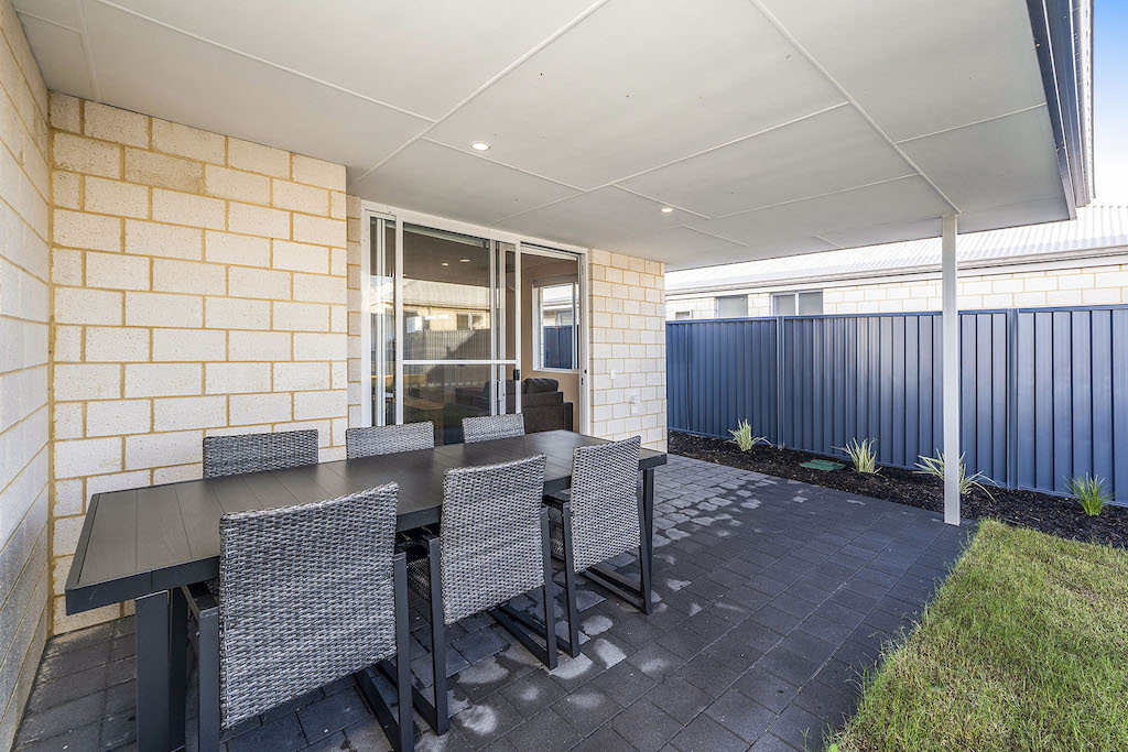Sophisticated SDA High Physical Home in Baldivis — Home image 39