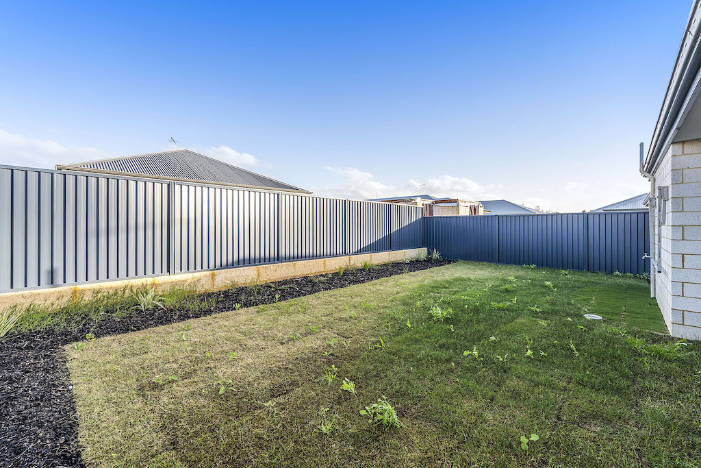 Sophisticated SDA High Physical Home in Baldivis — Home image 40
