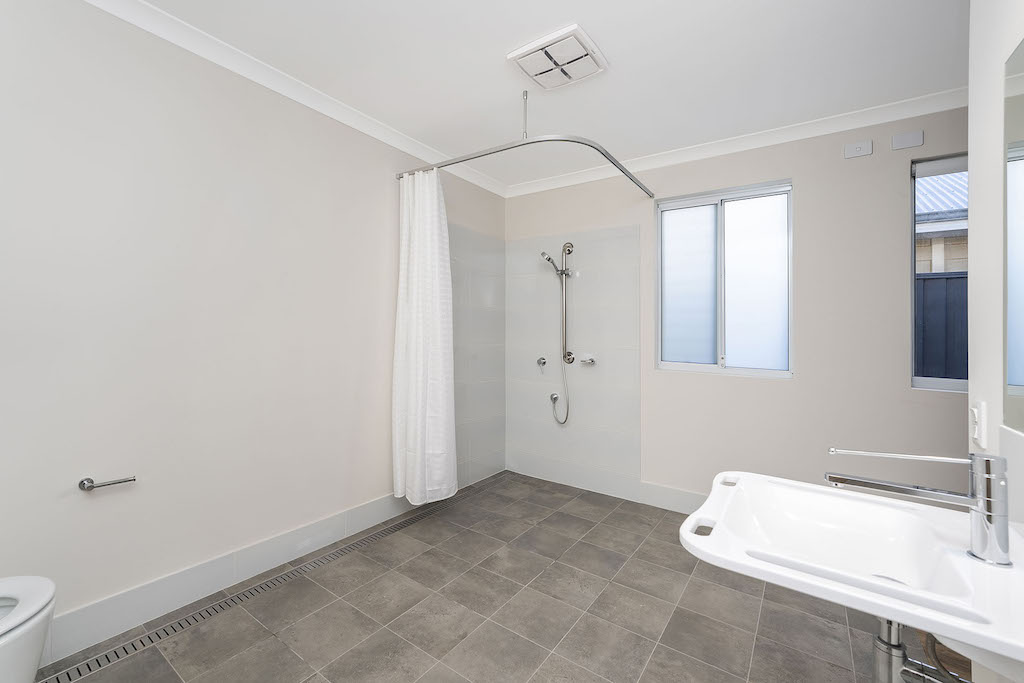 Sophisticated SDA High Physical Home in Baldivis — Home image 18