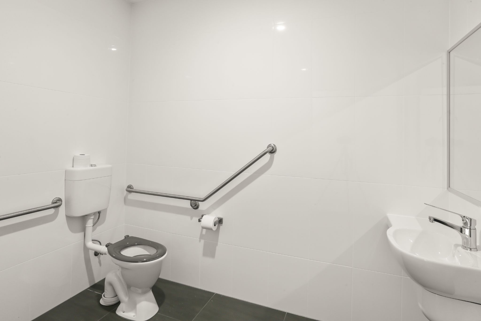 Fully Accessible SIL Home in White Rock, Cairns — Home image 3