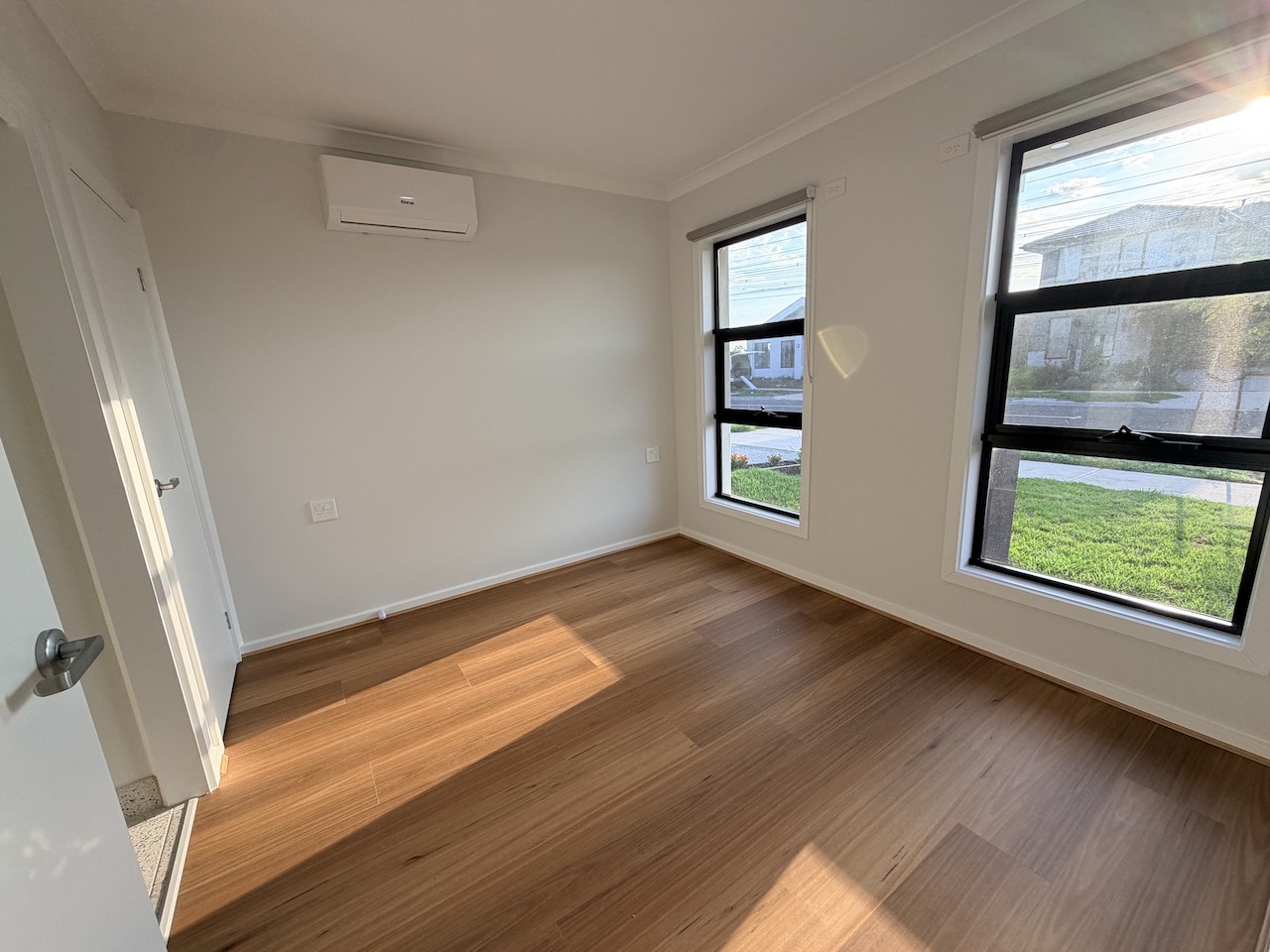 Bright & Modern 2-Bedroom + OOA HPS Home with Modern Open-Plan Living — Home image 6