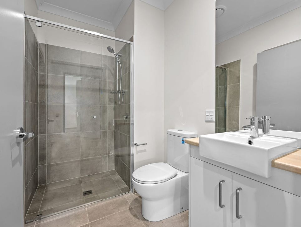 Ipswich 3 SDA Room Home with OOA — Home image 8