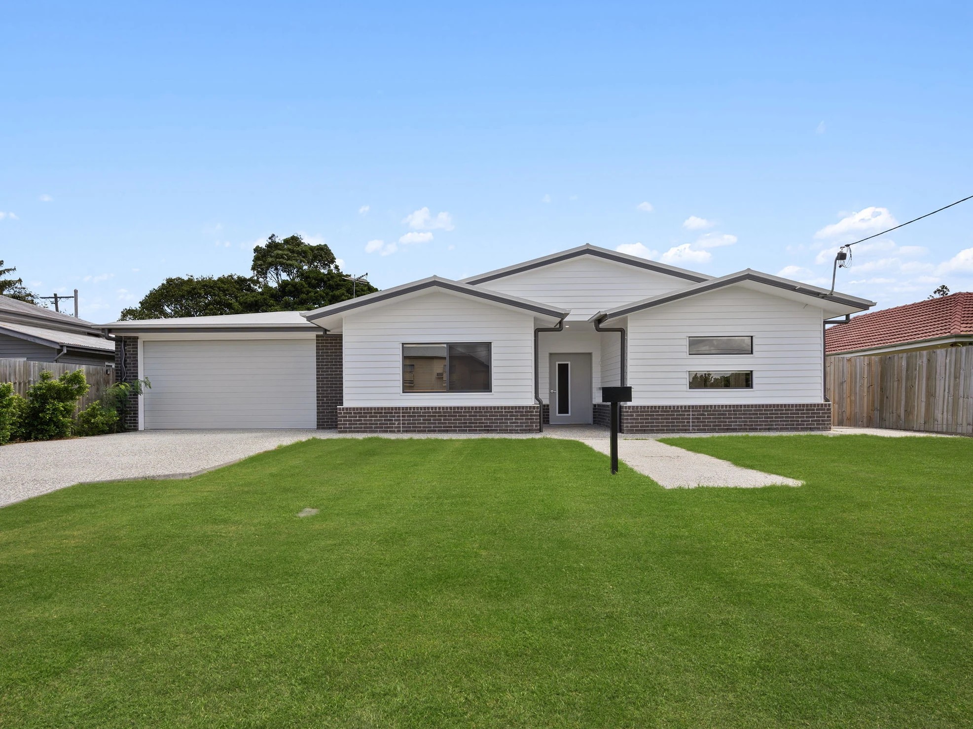 Ipswich 3 SDA Room Home with OOA — Home image 2