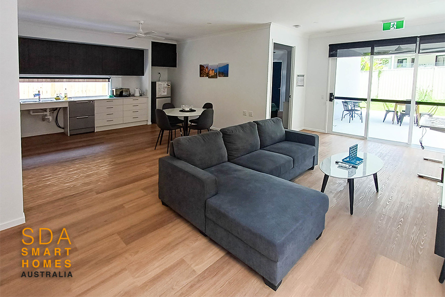 Thornlands 2 Bed, 3 Bath + OOA — Home image 2