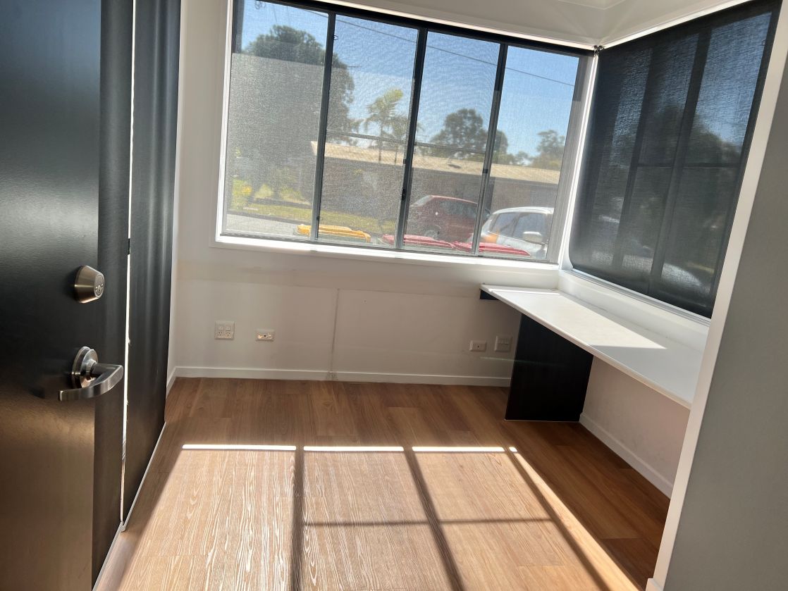 Thornlands 2 Bed, 3 Bath + OOA — Home image 6