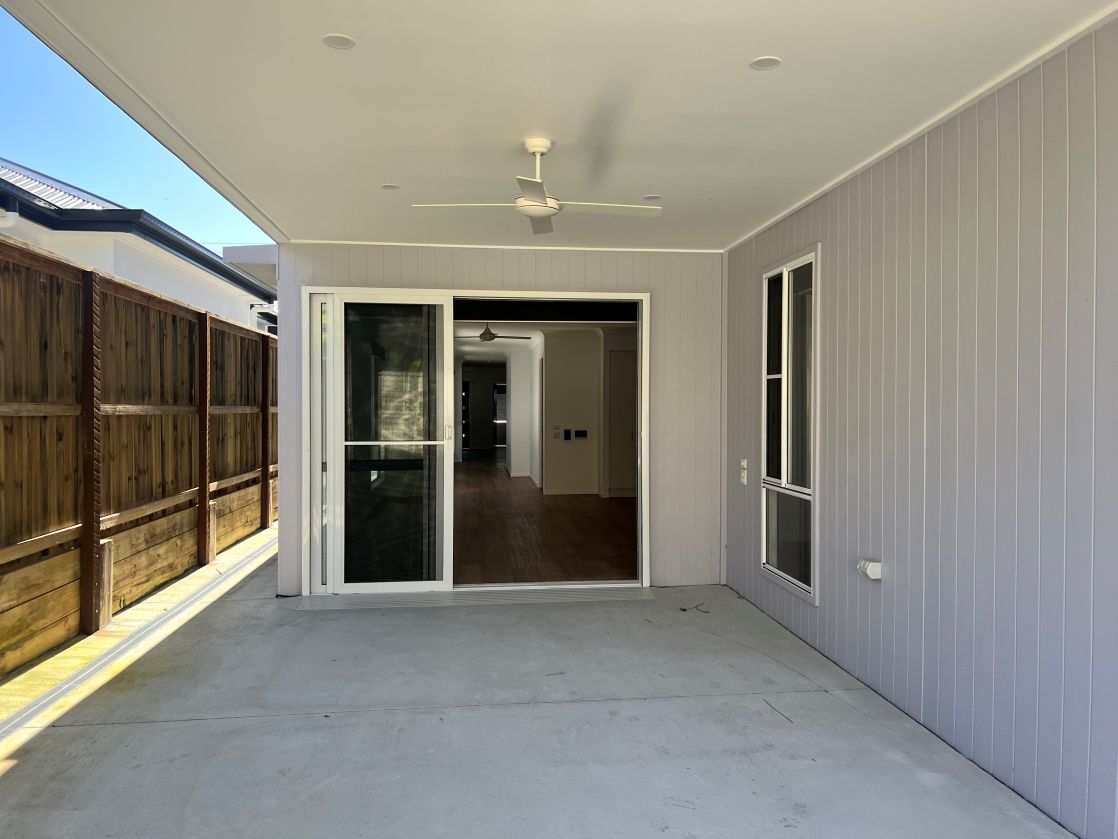 Thornlands 2 Bed, 3 Bath + OOA — Home image 10