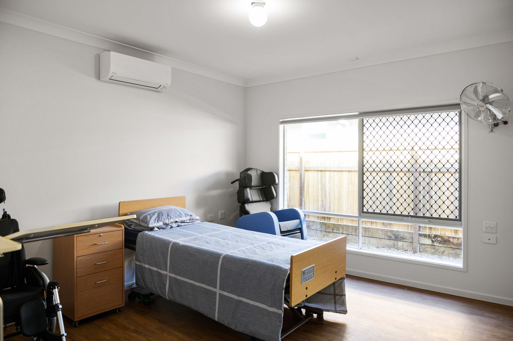 Quiet and Spacious Loganlea SDA — Home image 4