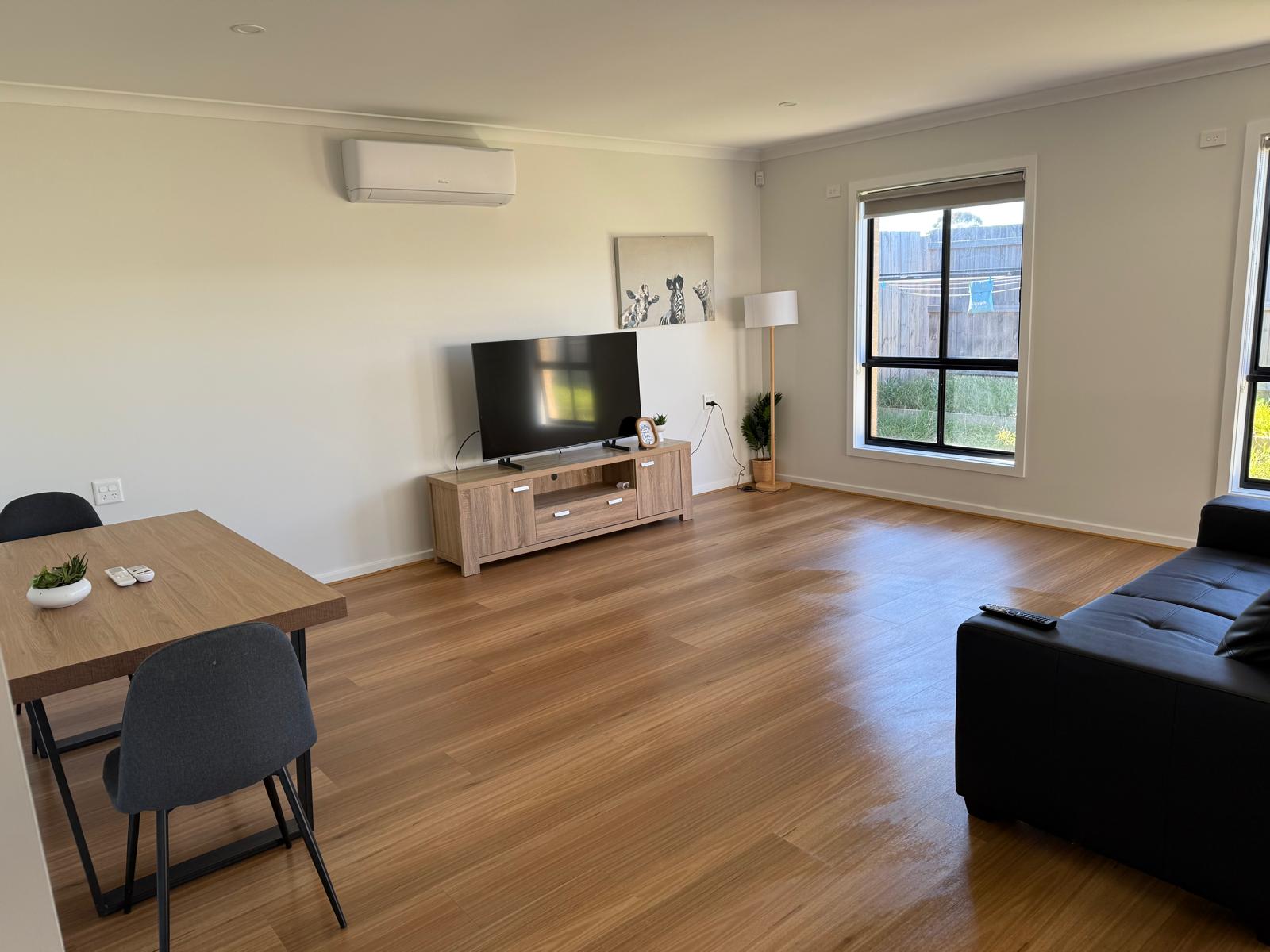 Guru Boulevard LYNBROOK- HIGH PHYSICAL SUPPORT SDA HOME — Home image 8