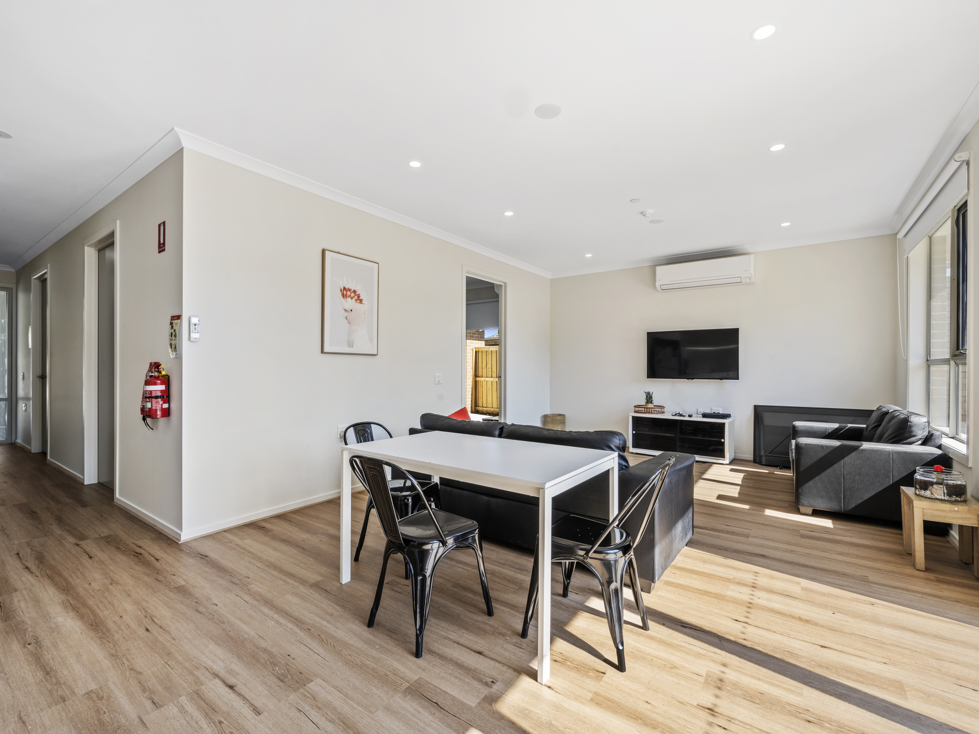 Beautiful ROBUST Home in Dandenong North AVAILABLE NOW! — Home image 5