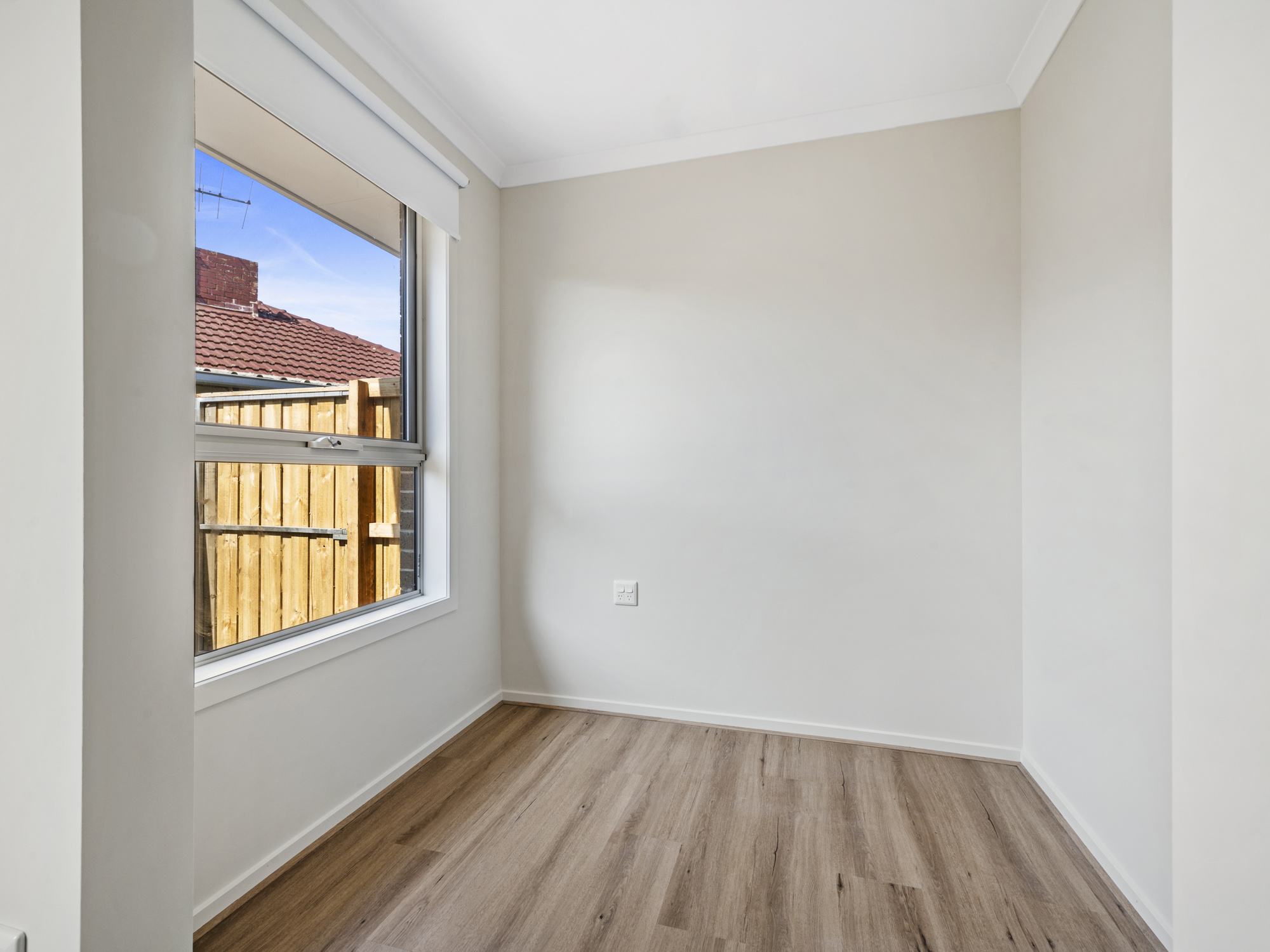 Beautiful ROBUST Home in Dandenong North AVAILABLE NOW! — Home image 9