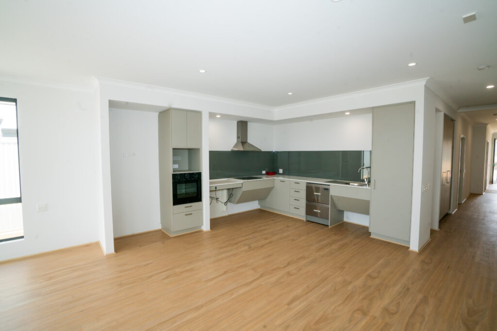 Make this 3-bed your home in Eglinton - 24/7 Support Room — Home image 3
