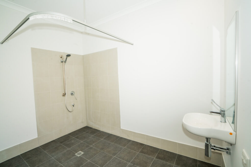 Make this 3-bed your home in Eglinton - 24/7 Support Room — Home image 16