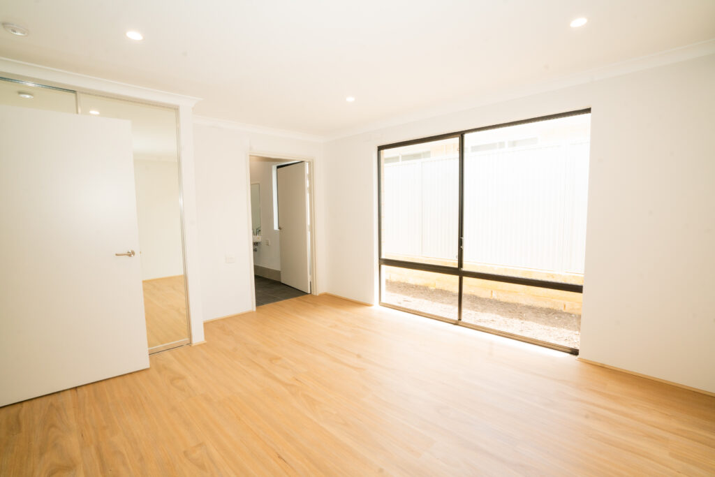 Make this 3-bed your home in Eglinton - 24/7 Support Room — Home image 21