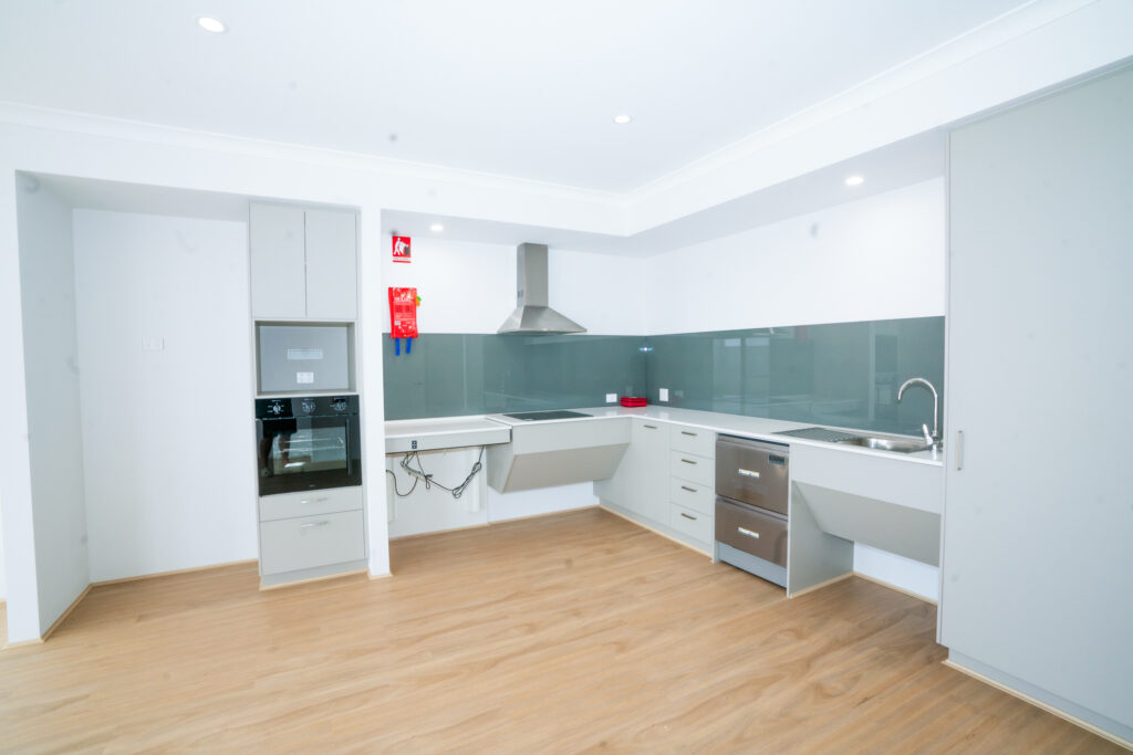 Make this 3-bed your home in Eglinton - 24/7 Support Room — Home image 27