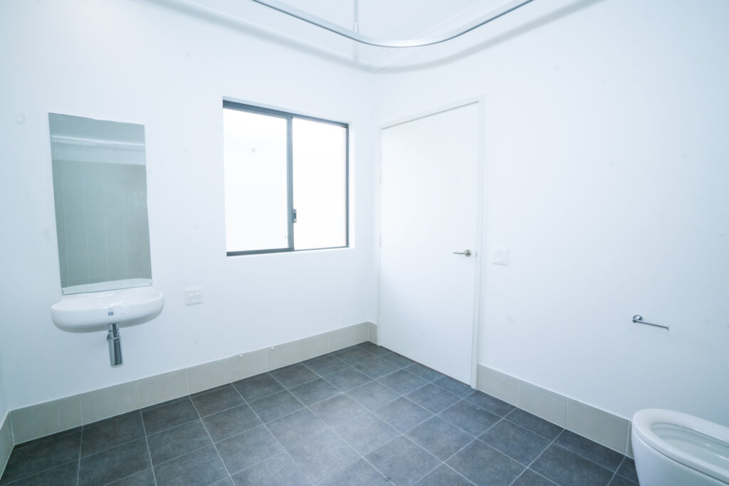 Make this 3-bed your home in Eglinton - 24/7 Support Room — Home image 29