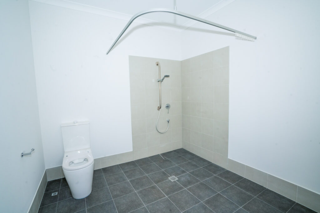 Make this 3-bed your home in Eglinton - 24/7 Support Room — Home image 42
