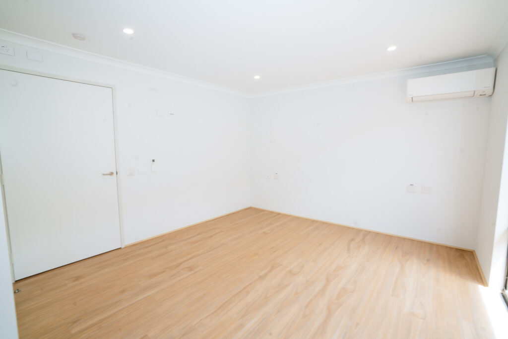 Make this 3-bed your home in Eglinton - 24/7 Support Room — Home image 44