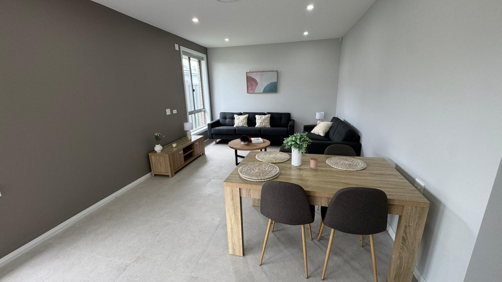 BRAND NEW - 3 Resident + 1 OOA HPS Home in OAKVILLE (WINDSOR) — Home image 22