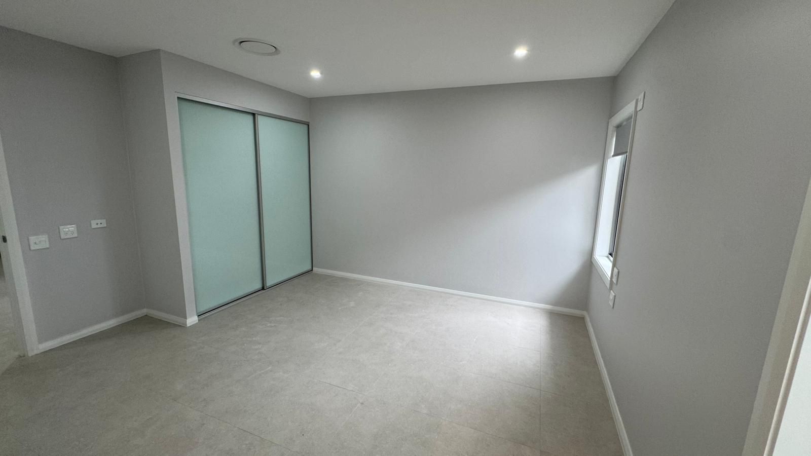 BRAND NEW - 3 Resident + 1 OOA HPS Home in OAKVILLE (WINDSOR) — Home image 13