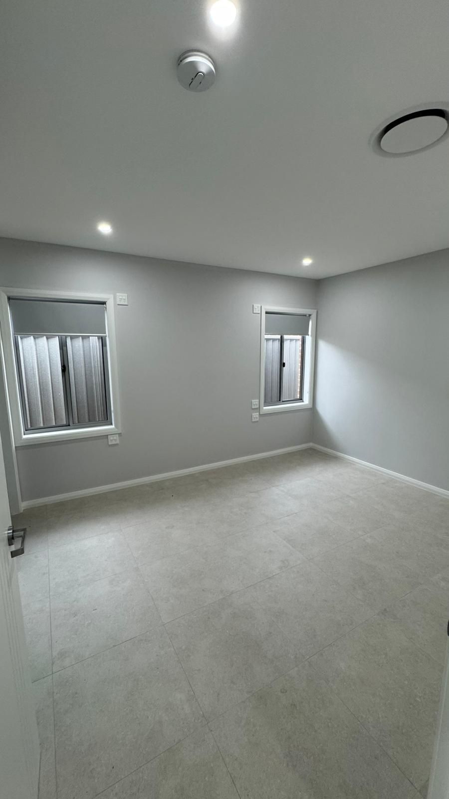 BRAND NEW - 3 Resident + 1 OOA HPS Home in OAKVILLE (WINDSOR) — Home image 20