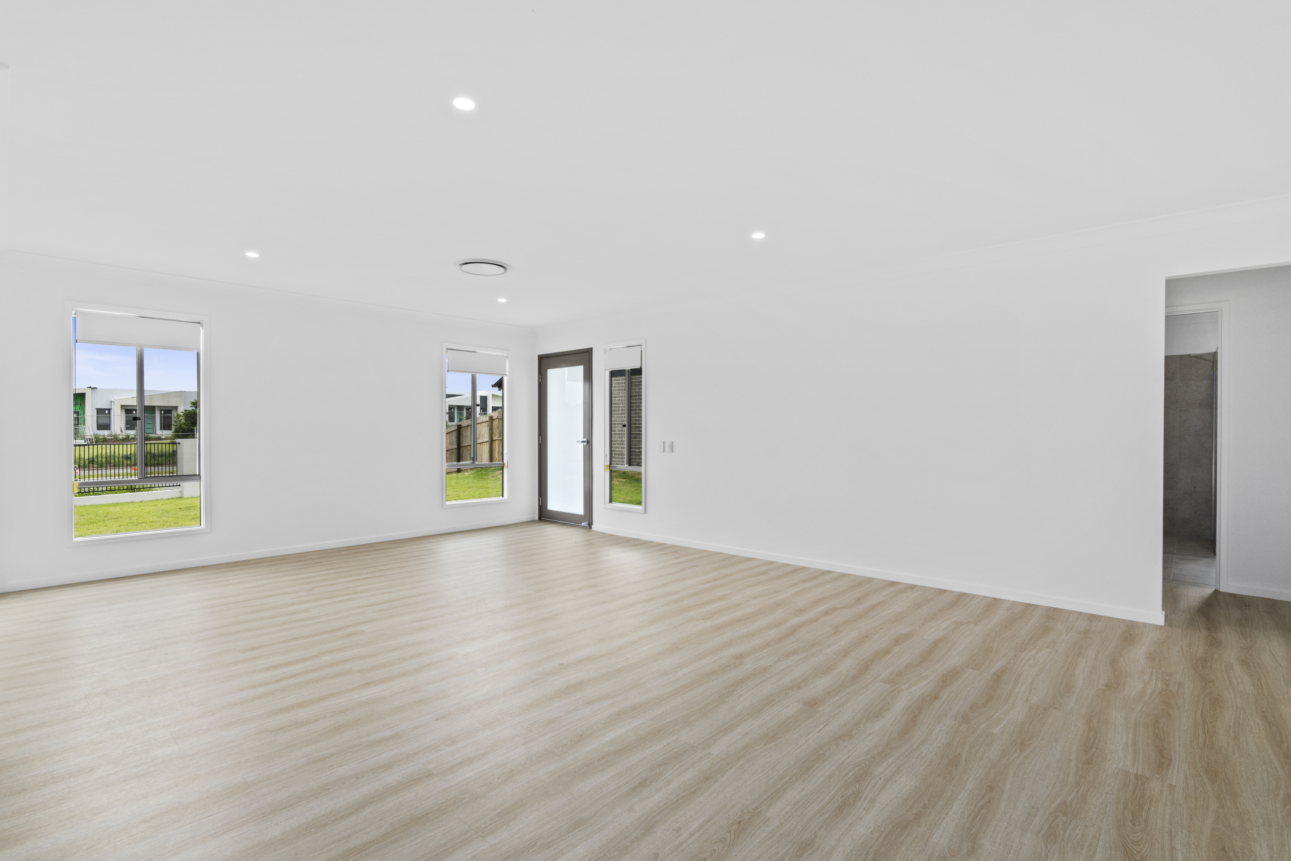Flagstone, QLD – Improved Liveability House — Home image 3
